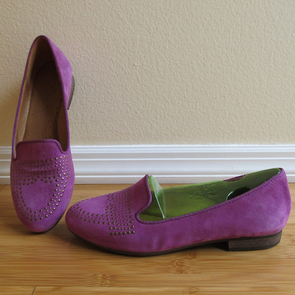 NIB📍FIRM📍NAYA Studded Suede Loafers Box&Dust bag - Picture 4 of 16